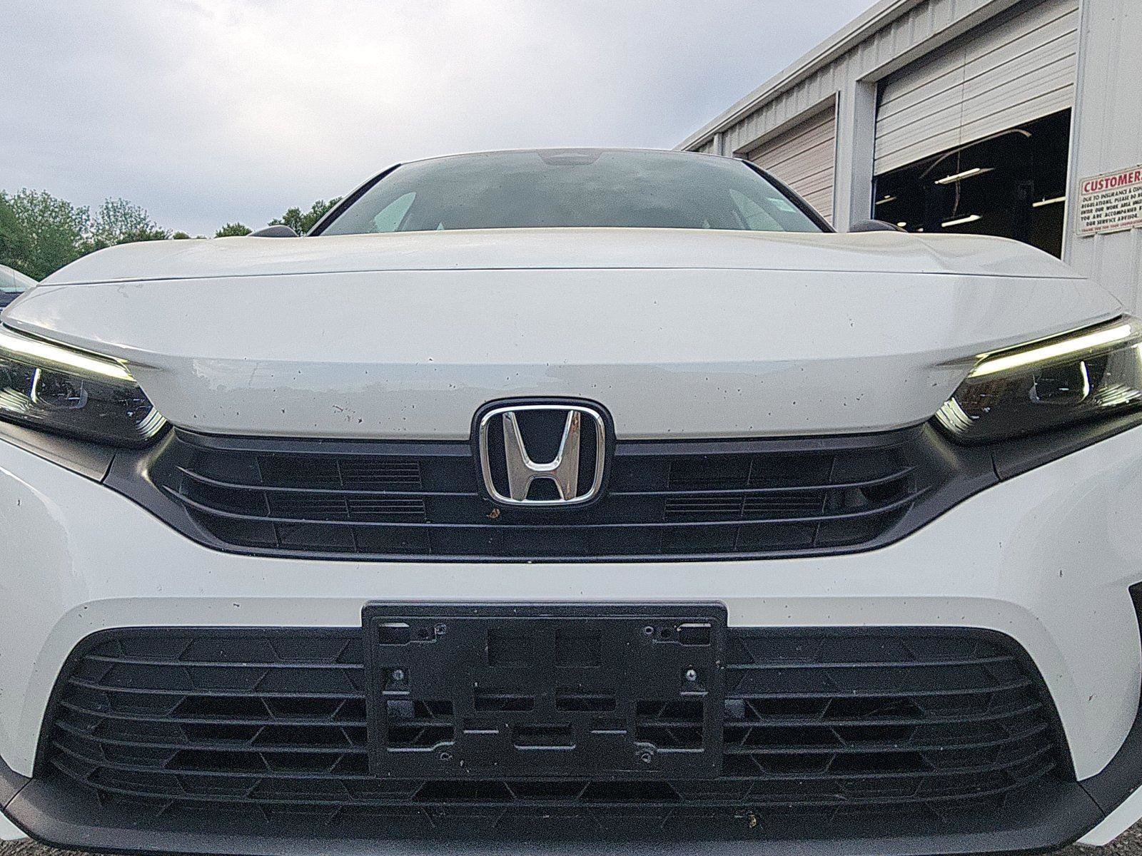 Used 2023 Honda Civic Sport image 11