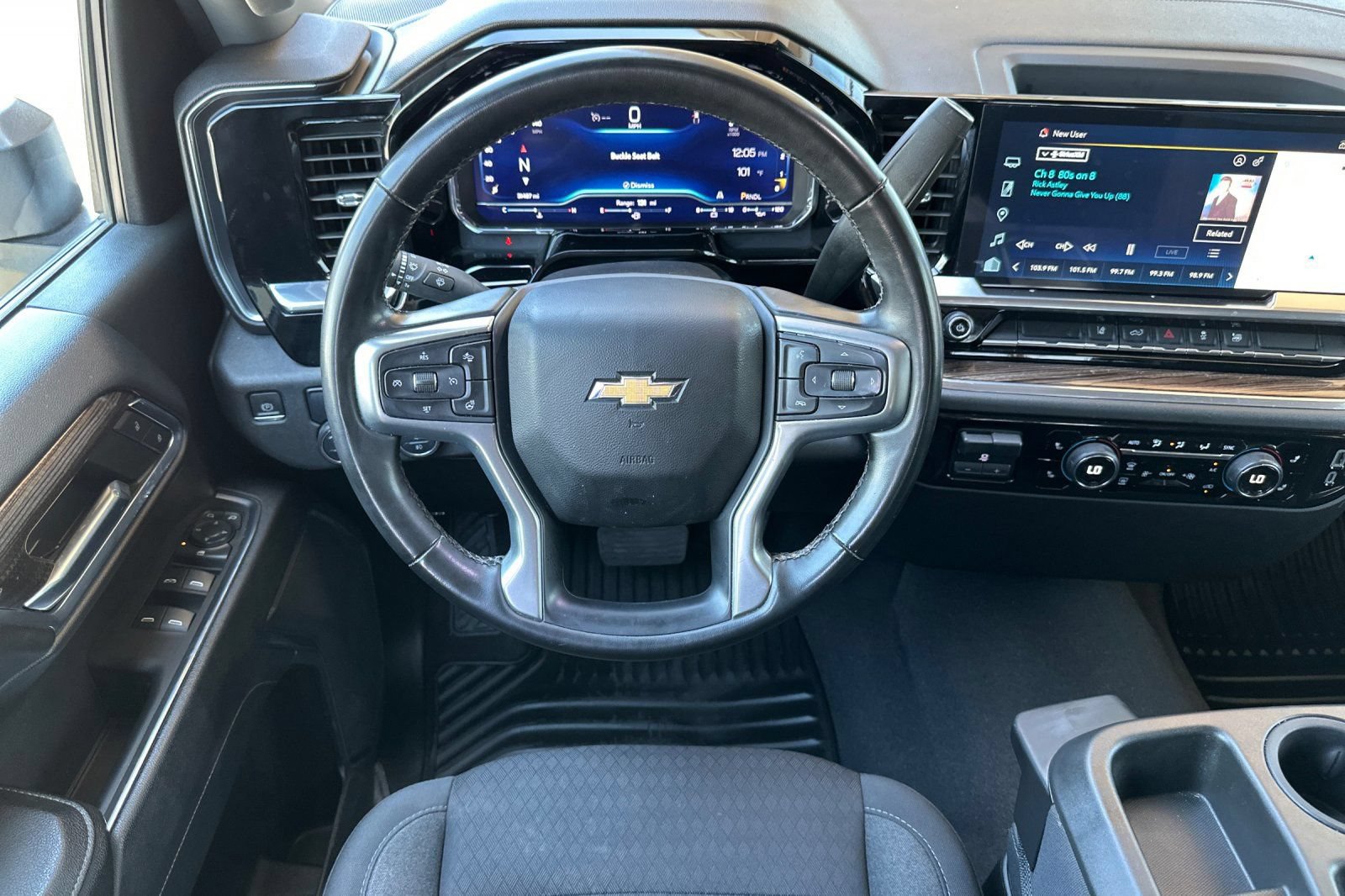 Certified 2024 Chevrolet Silverado 3500 LT w/ Convenience Package RWD image 15