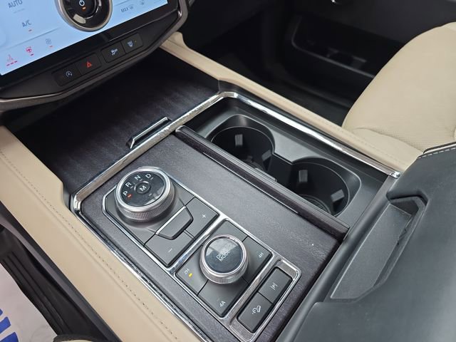 Used 2023 Ford Expedition Max Platinum image 24
