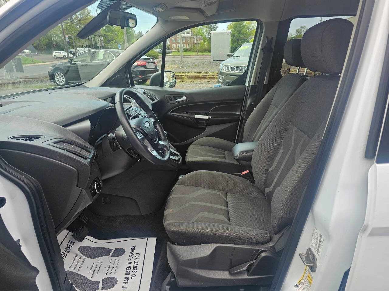 Used 2014 Ford Transit Connect XLT FWD image 8