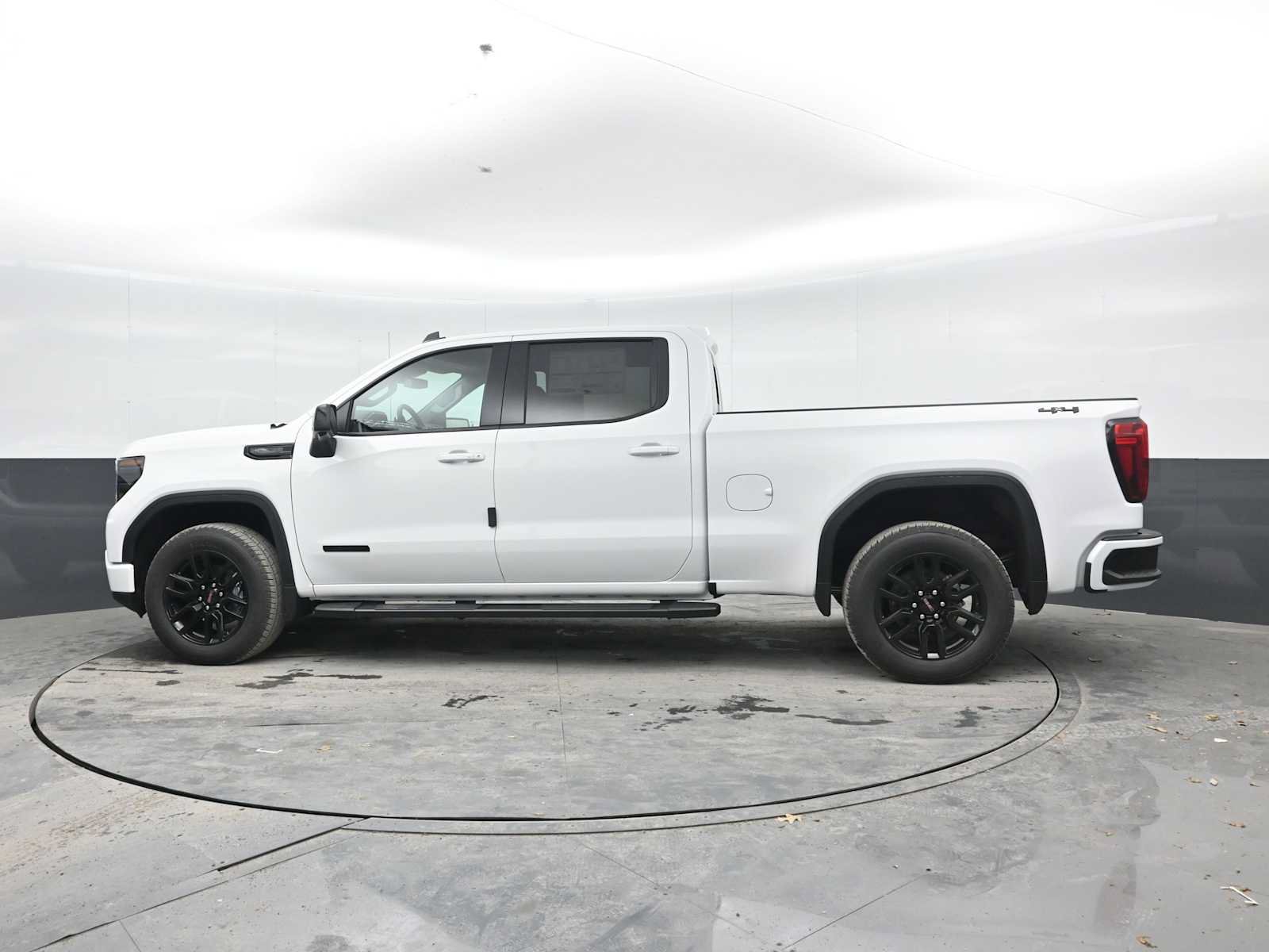New 2026 GMC Sierra 1500 Elevation w/ Preferred Package AWD/4WD image 3