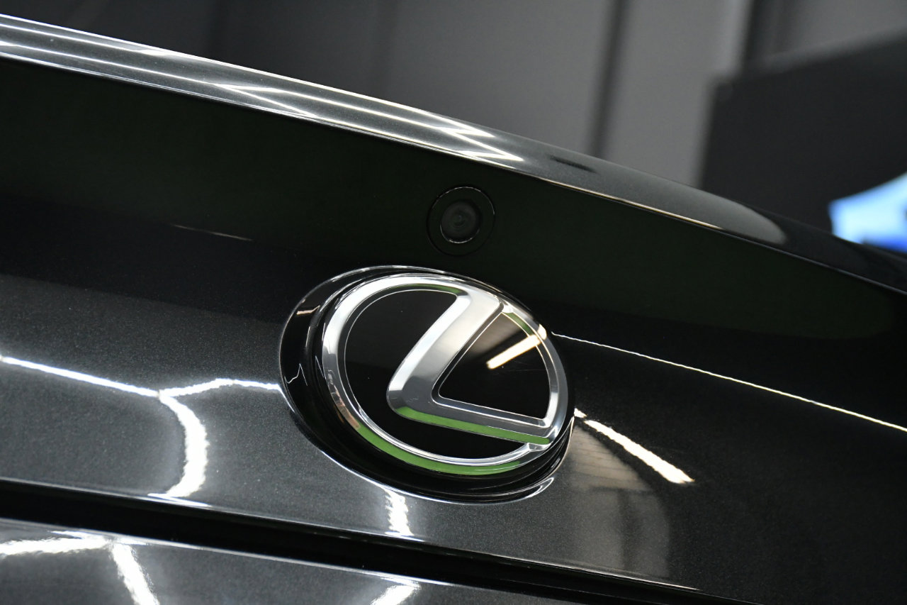 Used 2021 Lexus LC 500 Coupe w/ Sport Package image 11