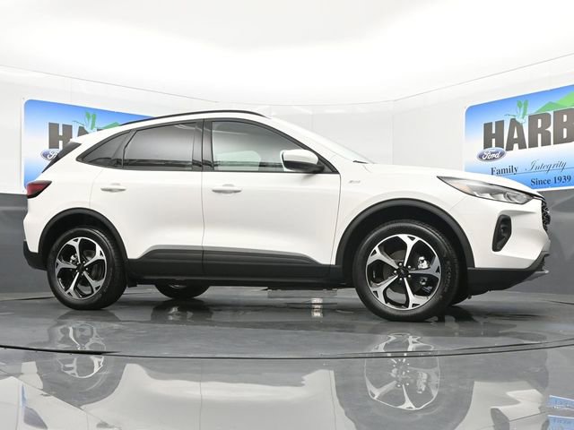 New 2025 Ford Escape ST-Line Select w/ Tech Pack #1 image 23