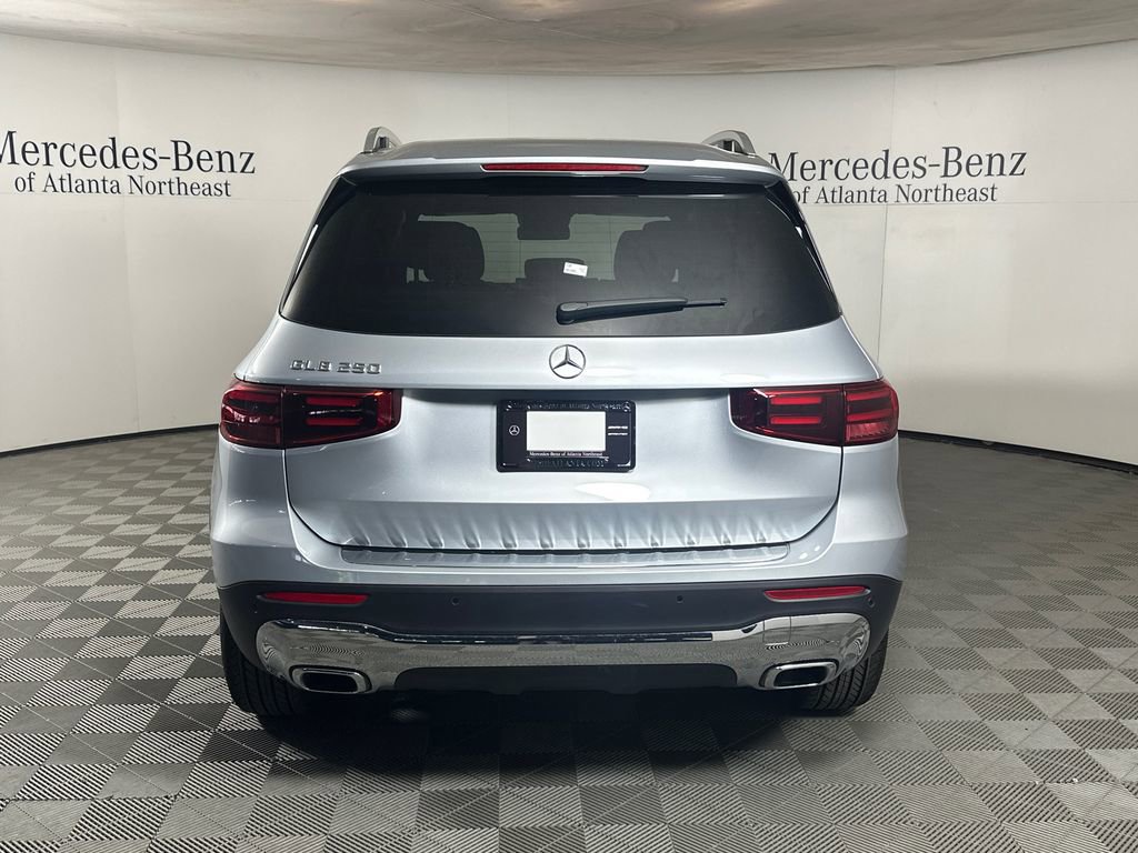 Certified 2025 Mercedes-Benz GLB 250 image 6