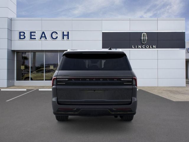 New 2025 Lincoln Navigator L Reserve AWD/4WD image 6