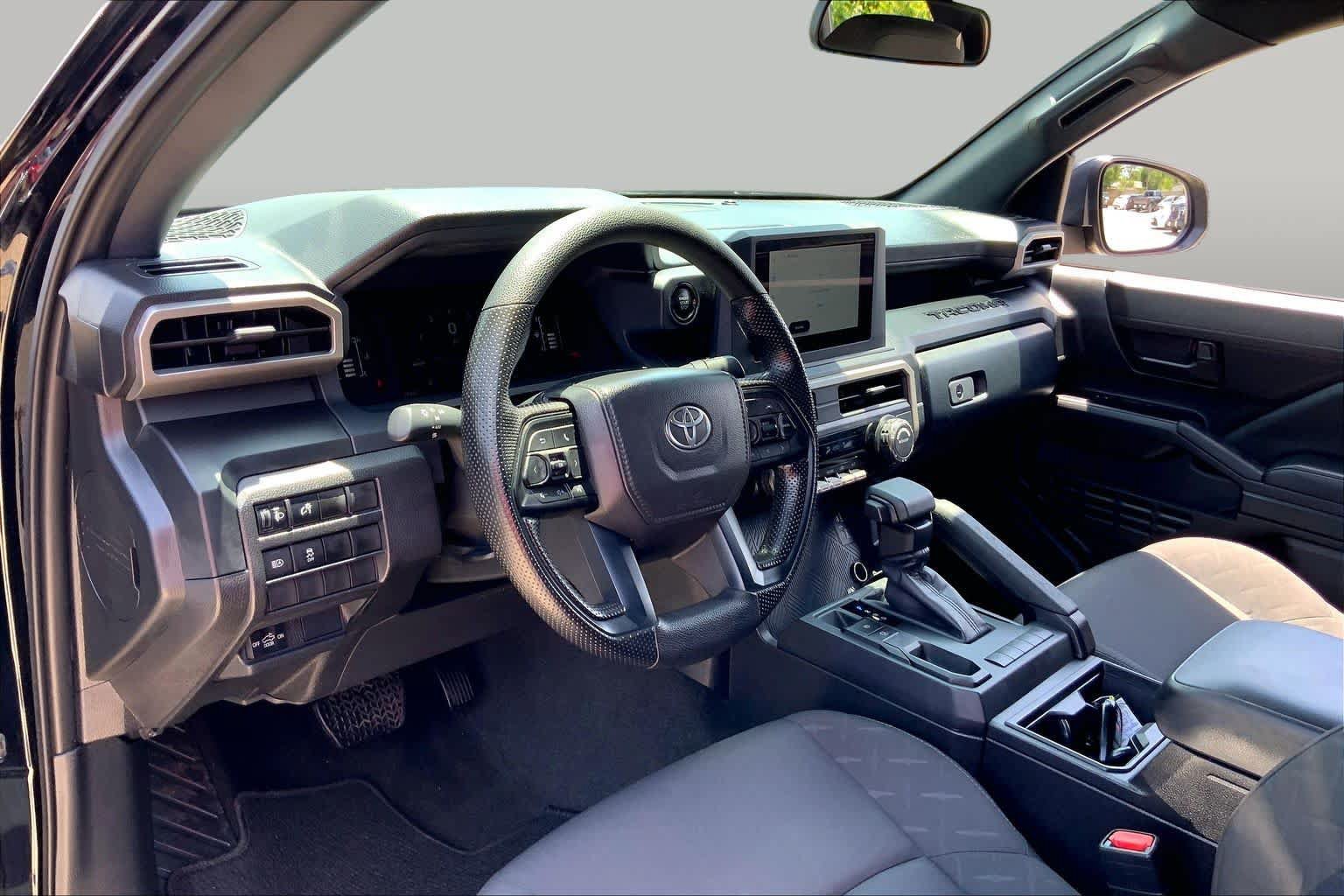 Used 2025 Toyota Tacoma SR RWD image 16