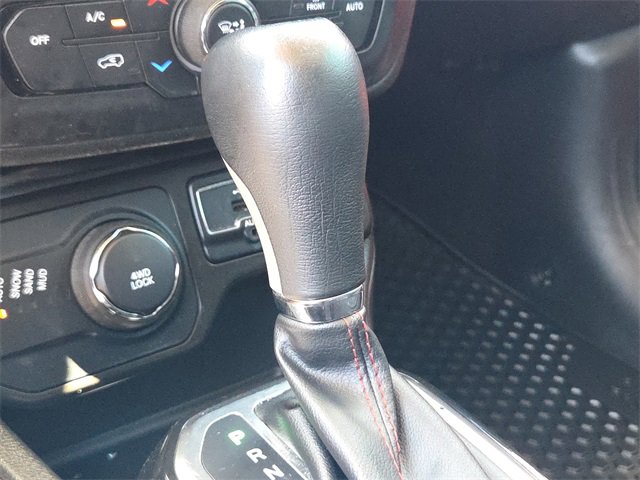 Used 2022 Jeep Renegade Latitude w/ Convenience Group image 21