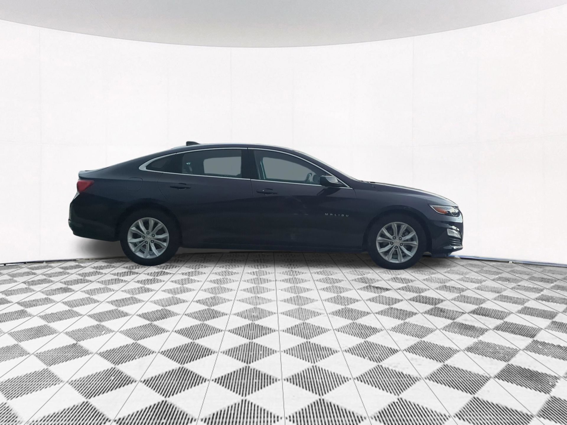 Used 2025 Chevrolet Malibu LT FWD image 7