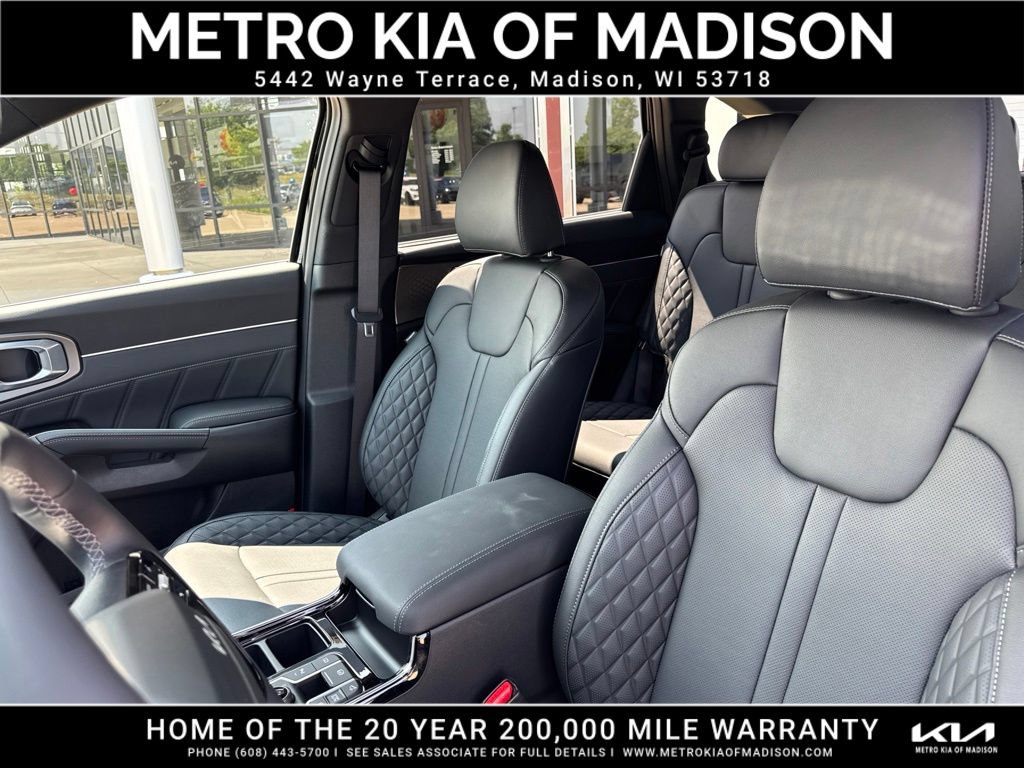 Used 2026 Kia Sorento SX Prestige AWD/4WD image 16