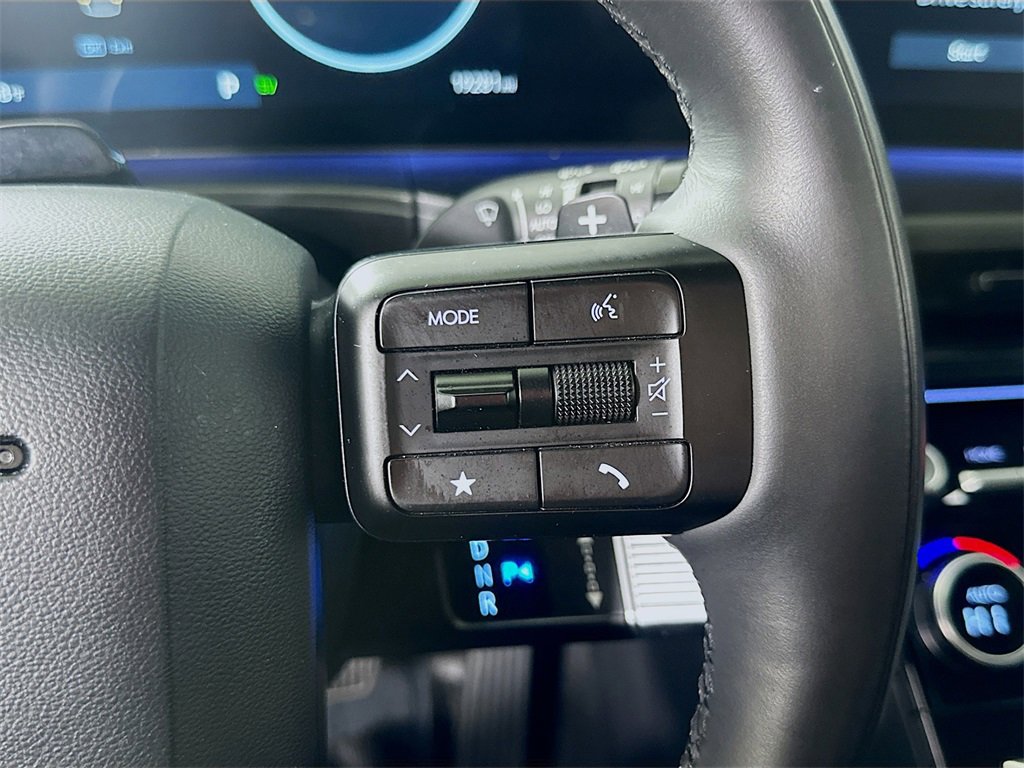 Used 2024 Hyundai Santa Fe Calligraphy image 24