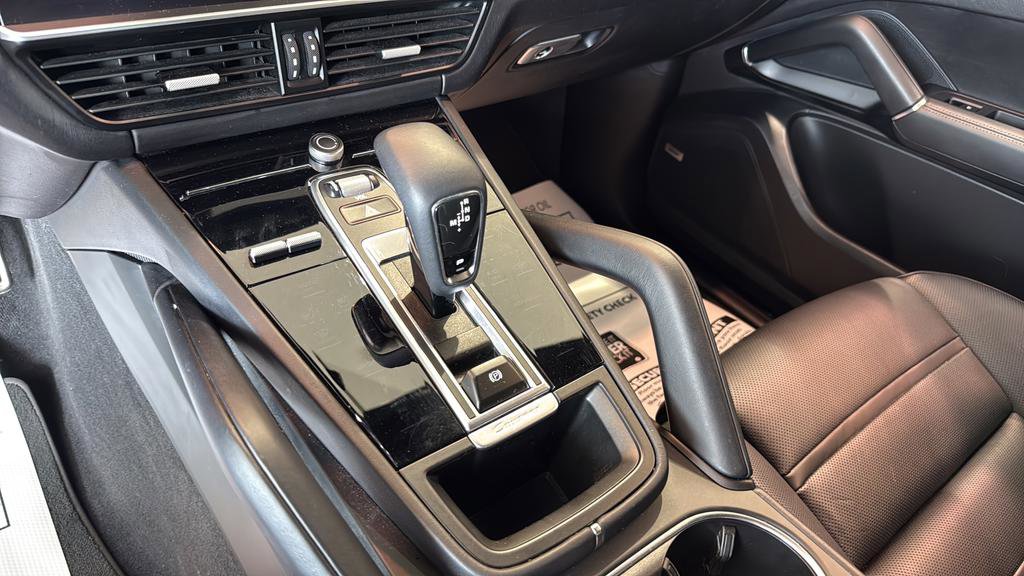 Used 2023 Porsche Cayenne GTS AWD/4WD image 26