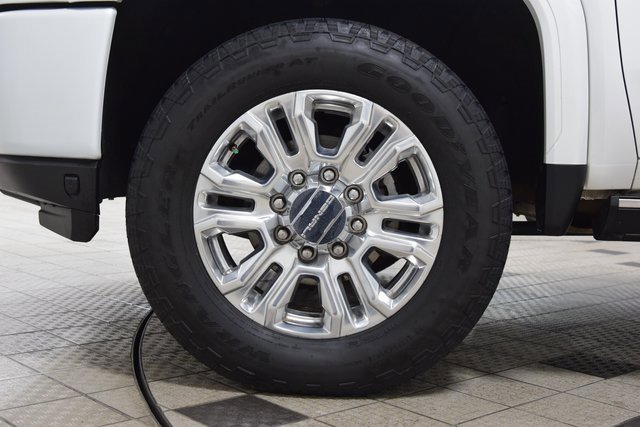 Used 2023 GMC Sierra 3500 Denali w/ Denali Ultimate Package image 29