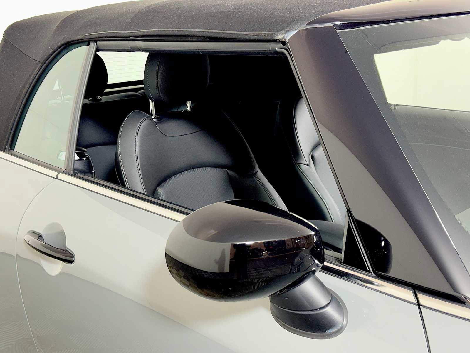 Used 2023 MINI Cooper S image 29