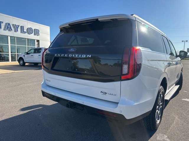 New 2025 Ford Expedition Max Active image 18