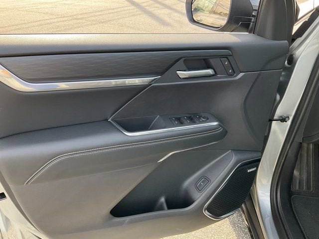 New 2025 GMC Acadia Elevation w/ Black Edition FWD image 4