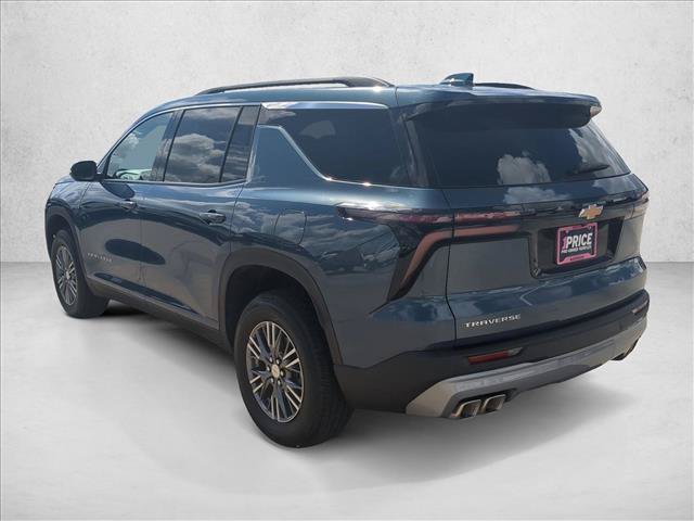 Used 2026 Chevrolet Traverse LT FWD image 8