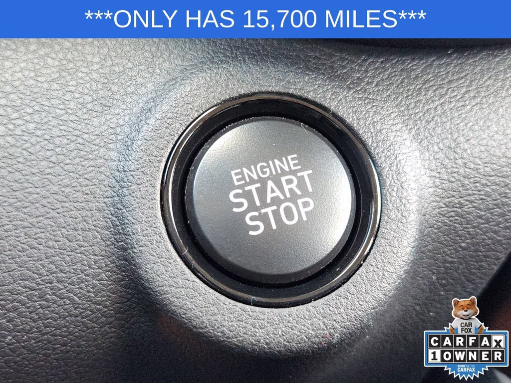 Used 2024 Hyundai Venue SEL FWD image 22