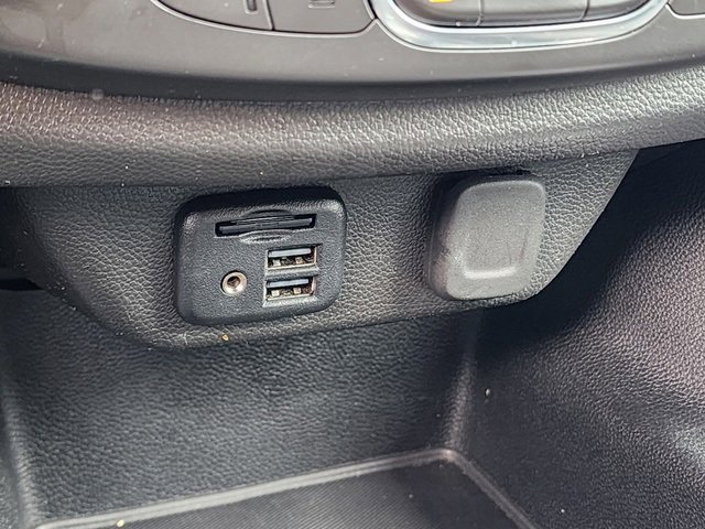 Used 2021 Chevrolet Traverse RS w/ LPO, Floor Liner Package image 25