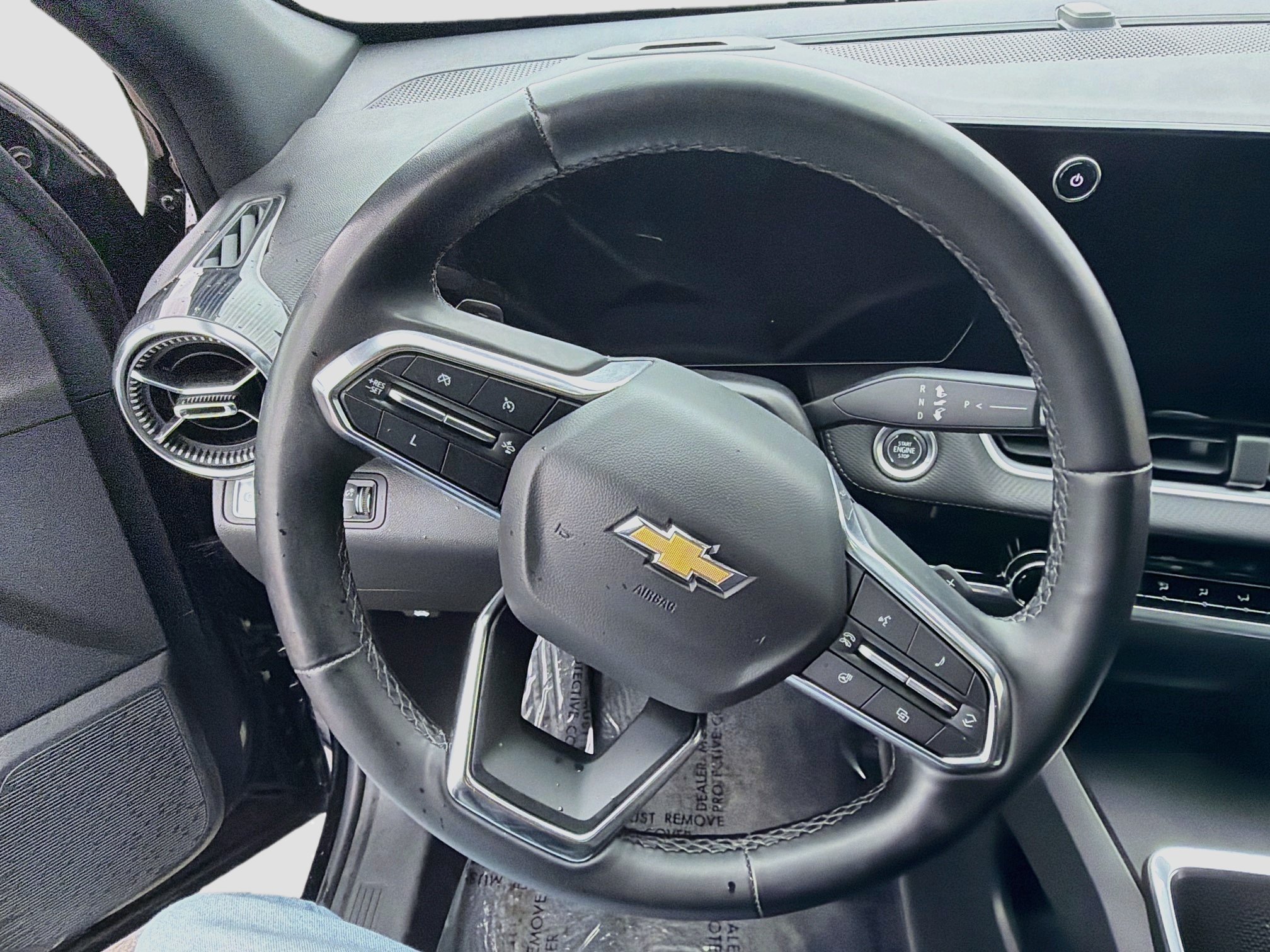 Used 2025 Chevrolet Equinox LT w/ Convenience Package II AWD/4WD image 18