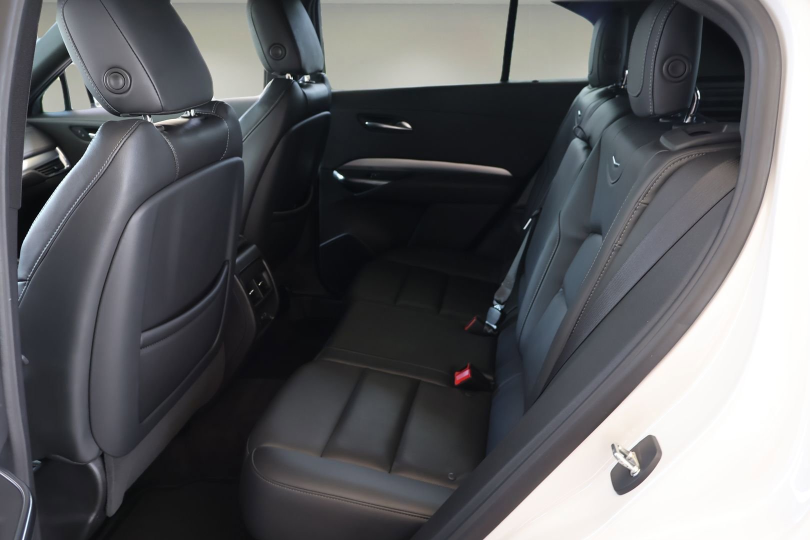 Used 2023 Cadillac XT4 Premium Luxury image 13