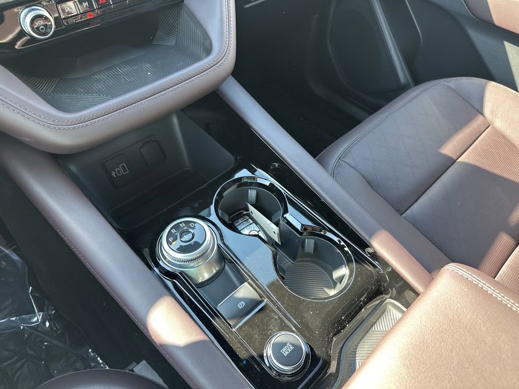 New 2026 Ford Explorer Platinum image 33