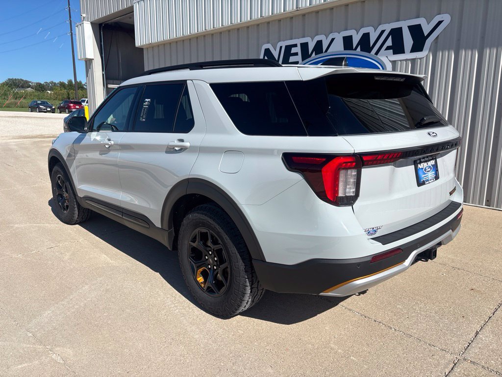 New 2027 Ford Explorer Tremor AWD/4WD image 6