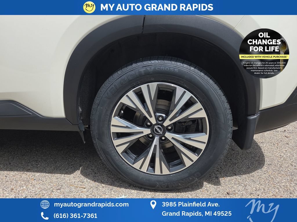 Used 2023 Nissan Rogue SV AWD/4WD image 30
