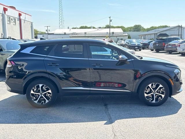 Certified 2023 Kia Sportage EX AWD/4WD image 14
