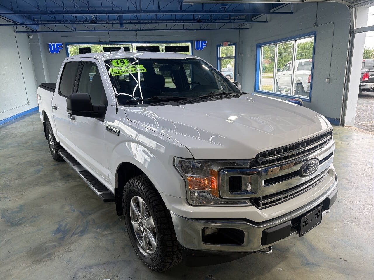 Used 2018 Ford F150 XLT w/ Equipment Group 302A Luxury AWD/4WD image 7