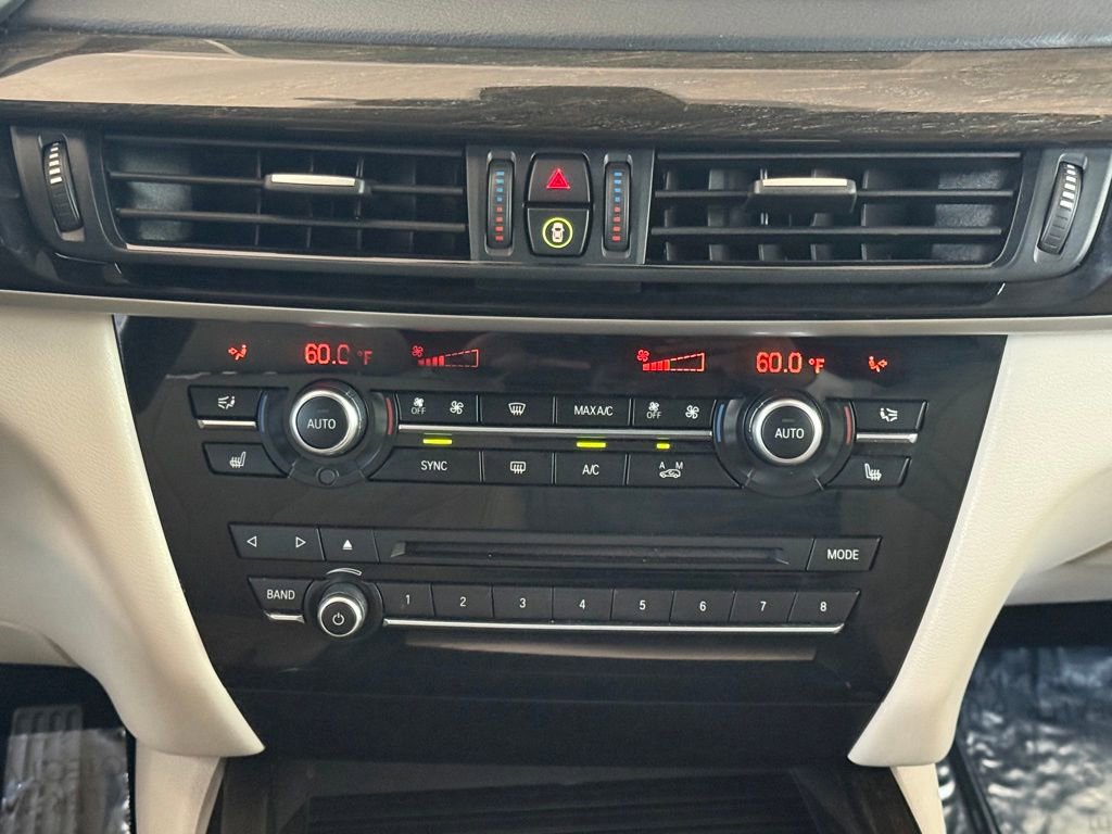 Used 2015 BMW X5 xDrive35d image 15