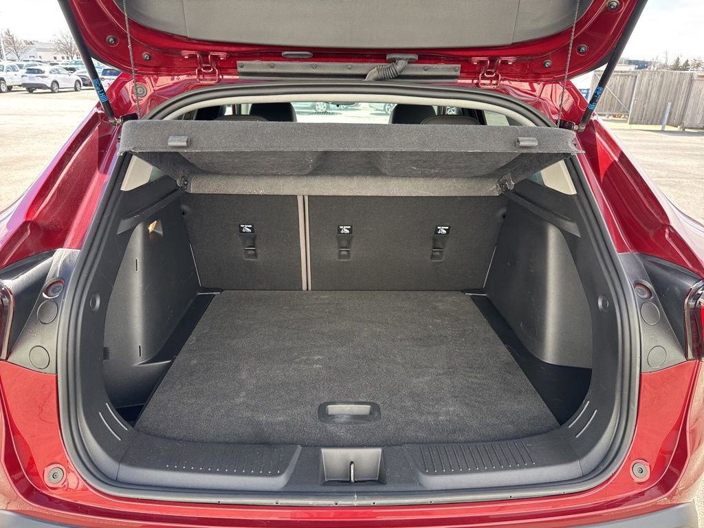 Used 2024 Chevrolet Trax ACTIV w/ Driver Confidence Package image 38