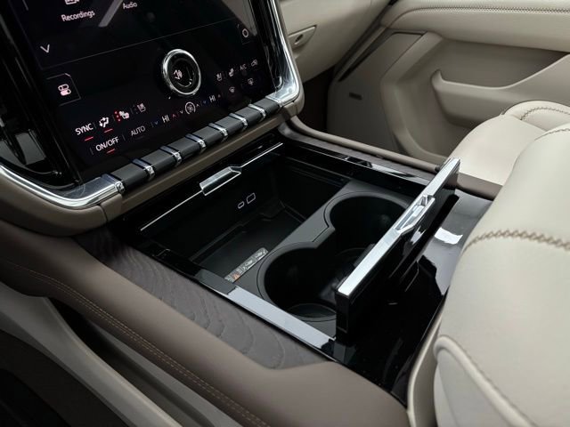 New 2026 GMC Yukon Denali w/ Denali Reserve Package image 33