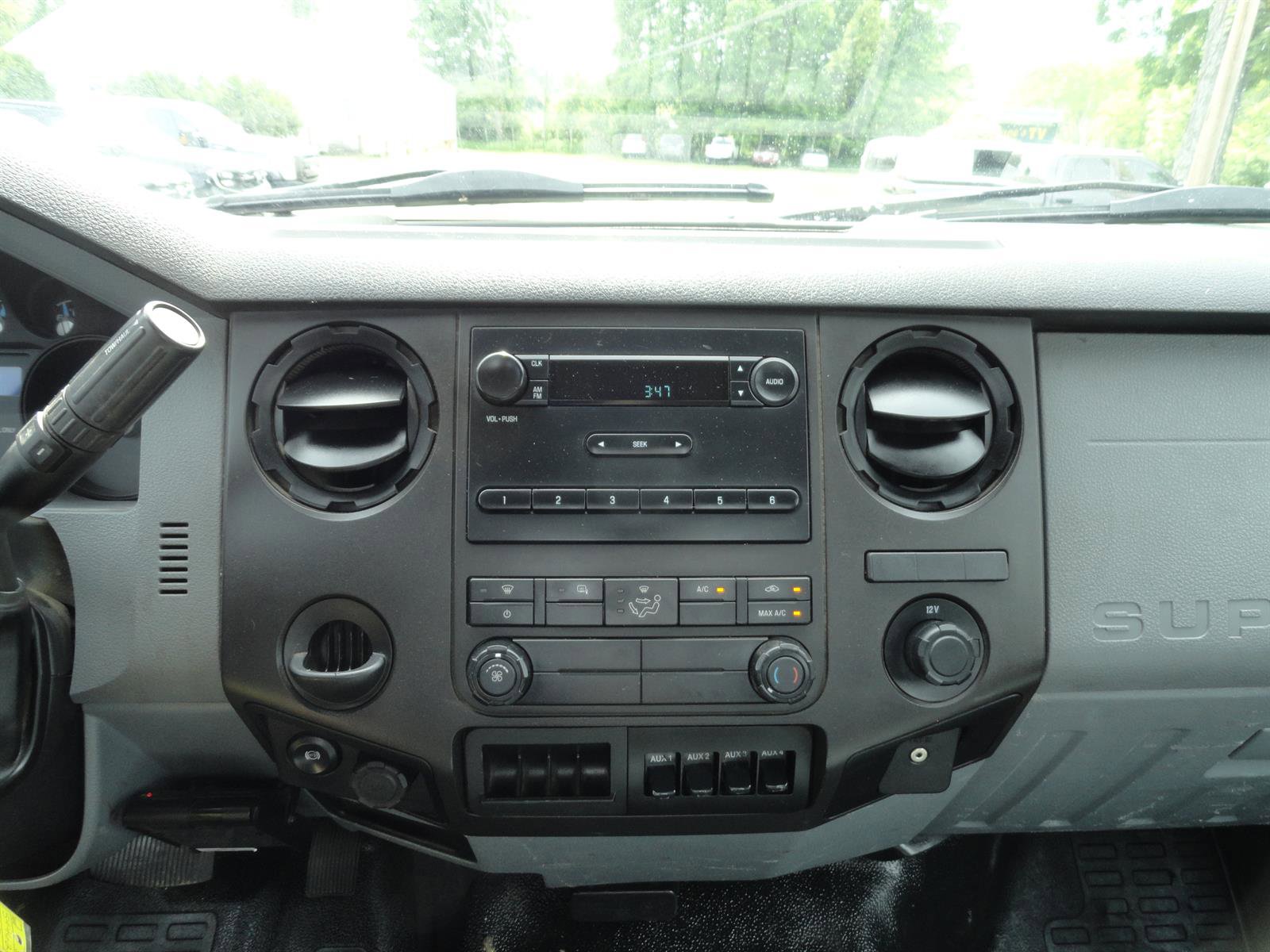 Used 2017 Ford F650 2WD Regular Cab Super Duty image 7