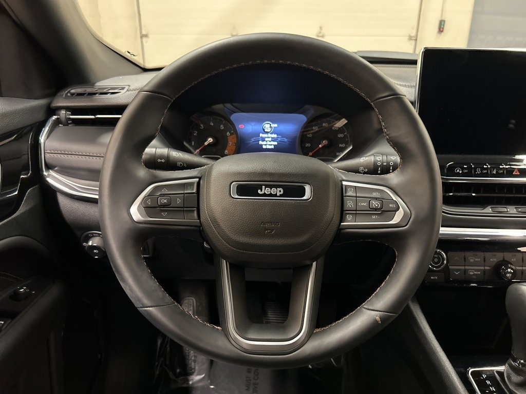 Used 2022 Jeep Compass Limited image 16