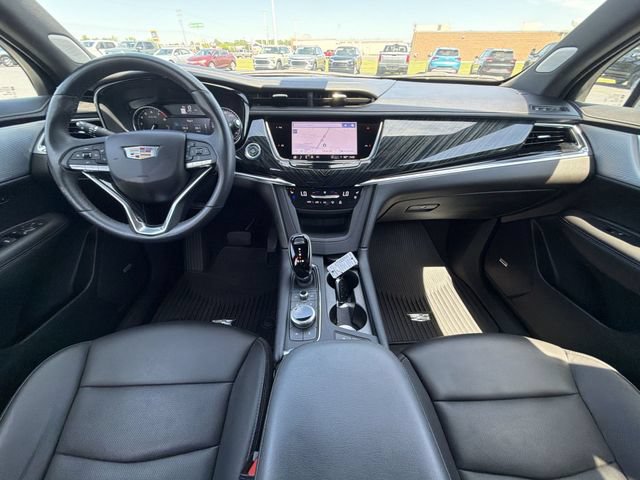 Certified 2023 Cadillac XT6 Premium Luxury FWD image 22