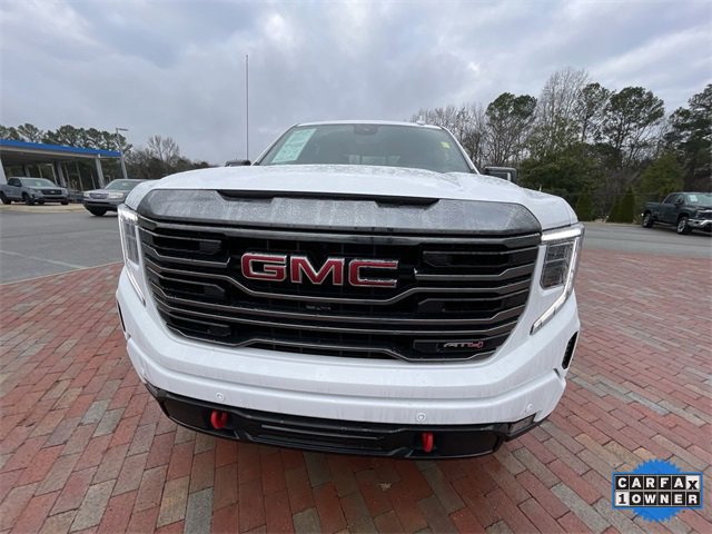 Used 2024 GMC Sierra 1500 AT4 w/ Technology Package image 12