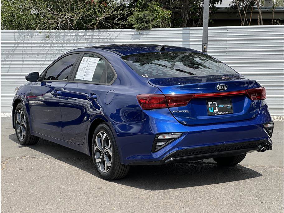 Used 2020 Kia Forte LXS FWD image 4