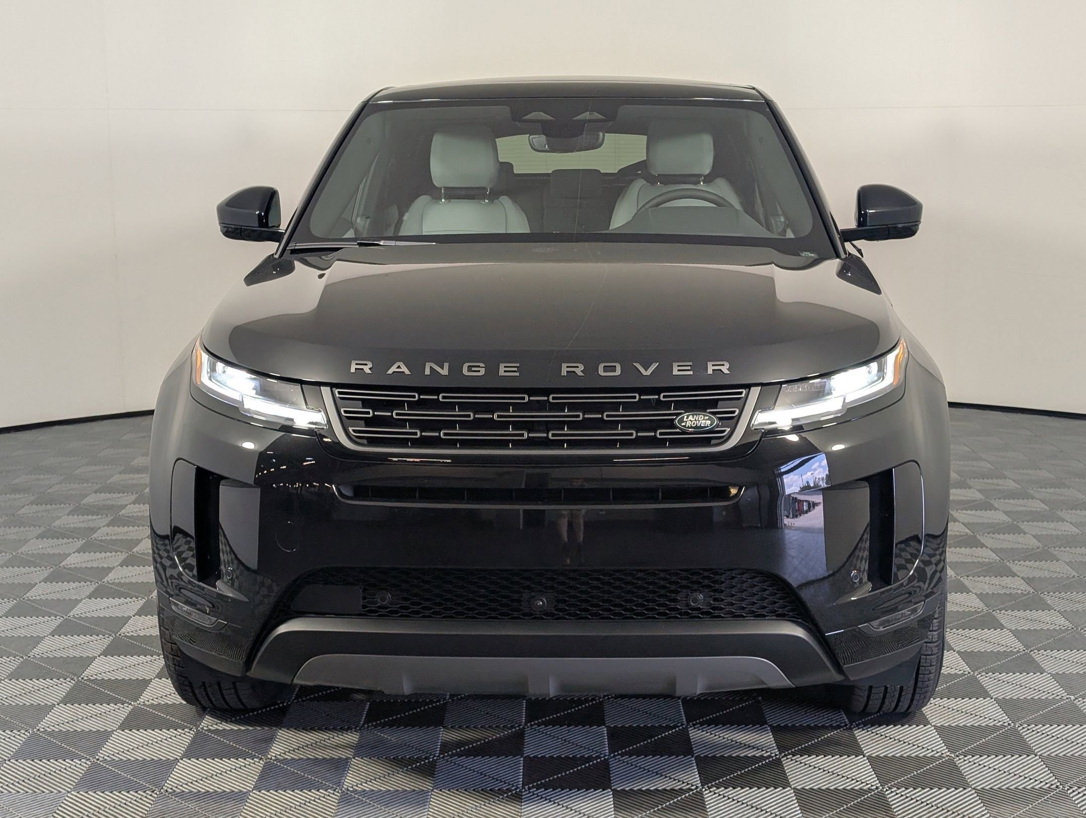 New 2026 Land Rover Range Rover Evoque S image 5