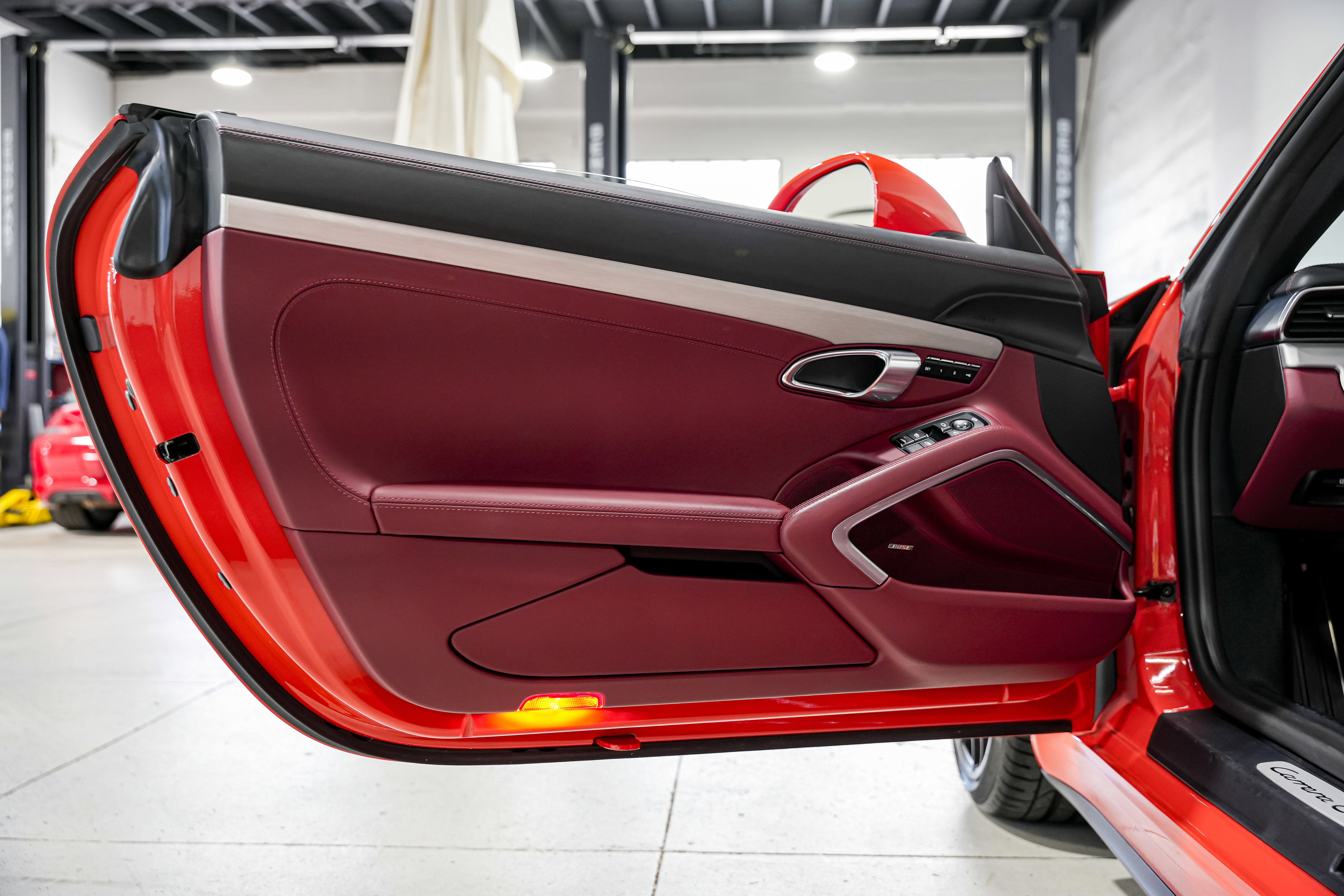 Used 2018 Porsche 911 Carrera GTS image 27