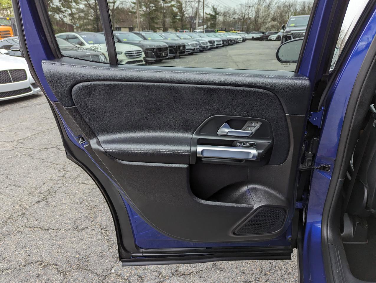 Used 2020 Mercedes-Benz GLB 250 4MATIC image 38