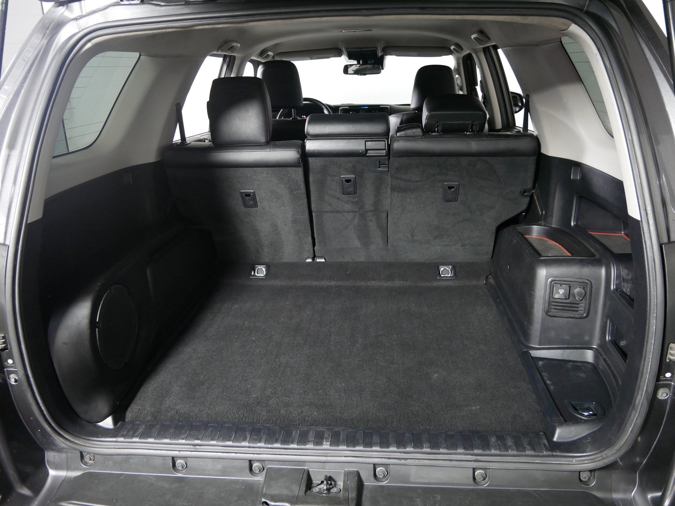 Used 2020 Toyota 4Runner TRD Off-Road Premium image 18