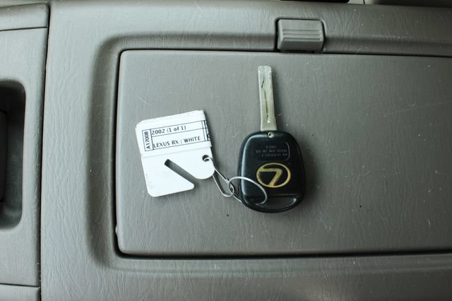 Used 2002 Lexus RX 300 4WD image 25