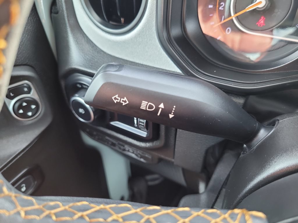 Certified 2024 Jeep Wrangler Unlimited Sport AWD/4WD image 32