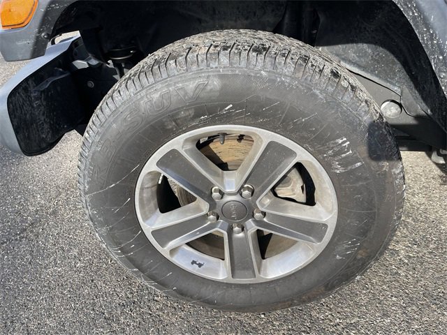 Used 2019 Jeep Wrangler Unlimited Sahara image 10