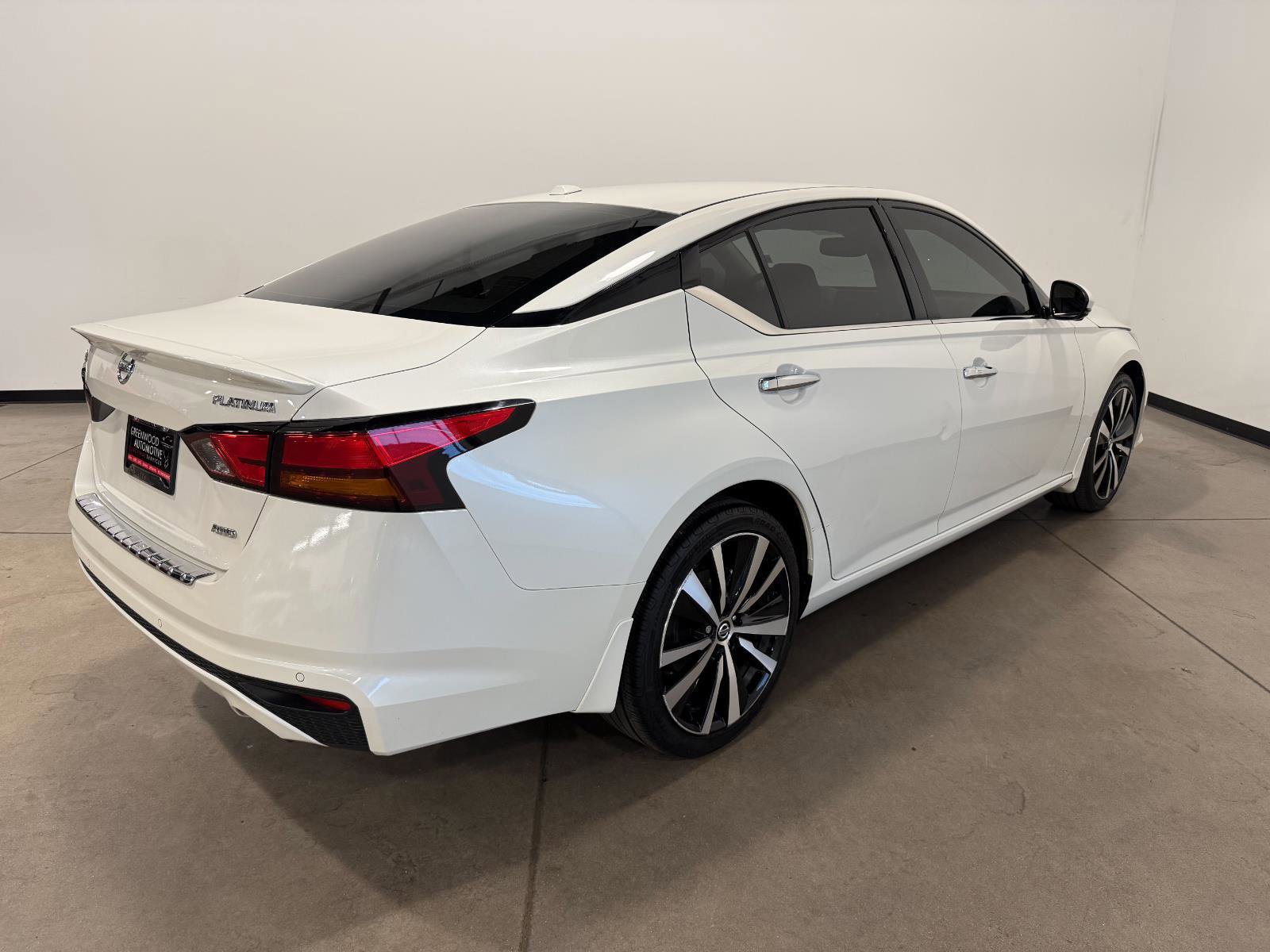 Used 2021 Nissan Altima 2.5 Platinum AWD/4WD image 5