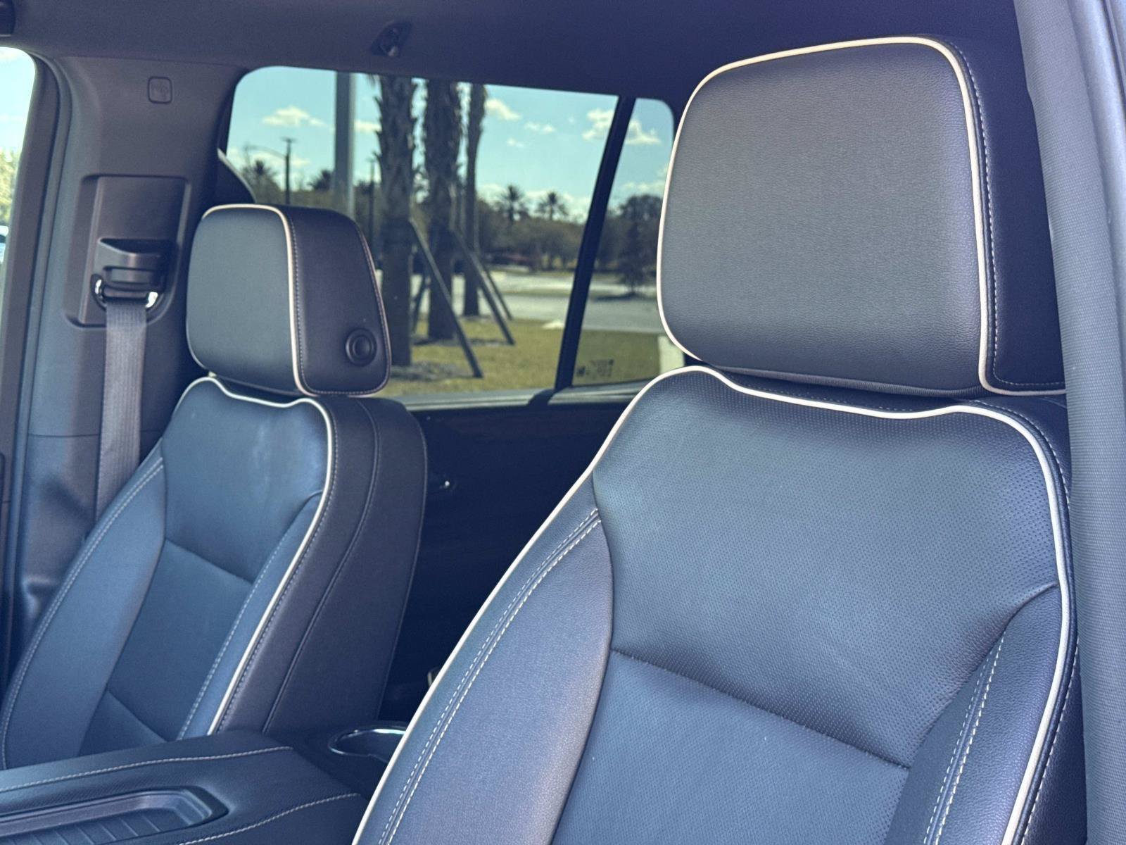 Used 2024 Chevrolet Tahoe Premier AWD/4WD image 13