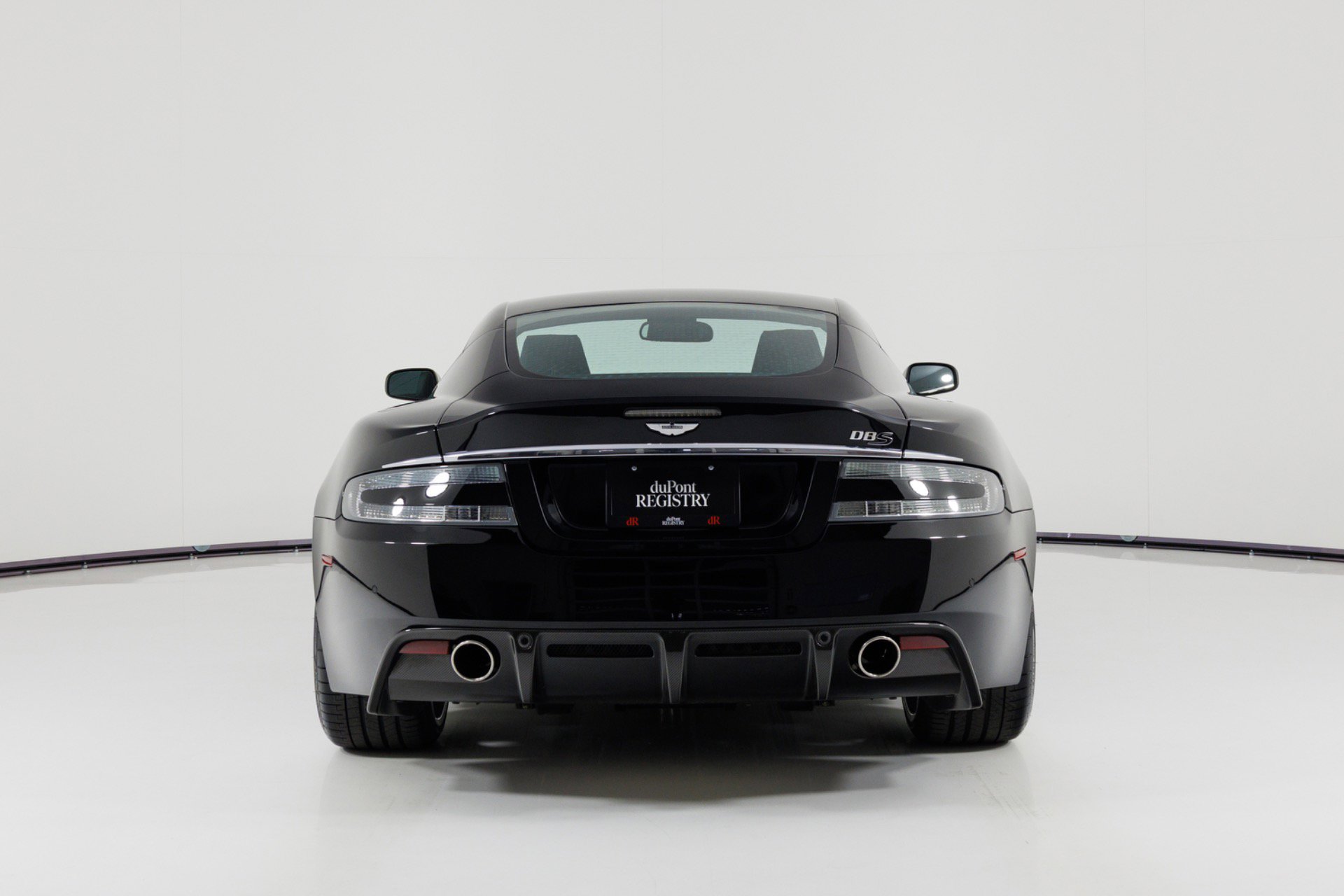 Used 2009 Aston Martin DBS Coupe RWD image 4