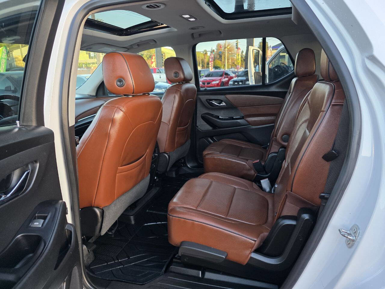 Used 2019 Chevrolet Traverse High Country w/ LPO, Floor Liner Package image 24