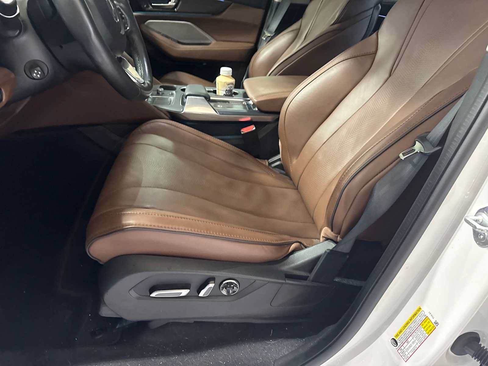 Used 2024 Acura MDX w/ Advance Package AWD/4WD image 6