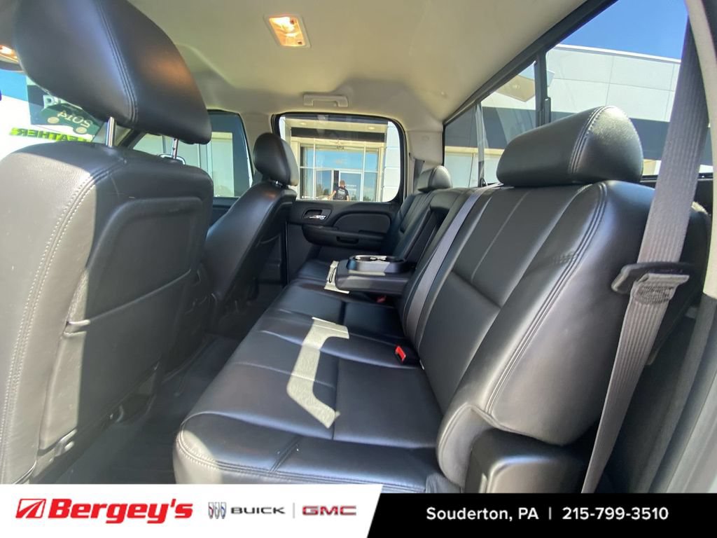Used 2014 Chevrolet Silverado 3500 LTZ w/ LTZ Plus Package AWD/4WD image 27